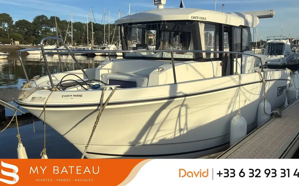 slider 0 Jeanneau Merry Fisher 855