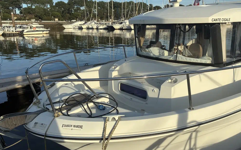 slider 2 Jeanneau Merry Fisher 855