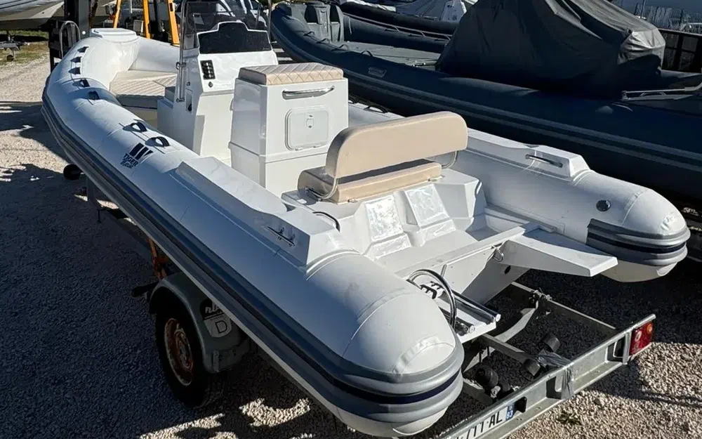 slider 0 Tiger Marine Tiger 600 Open