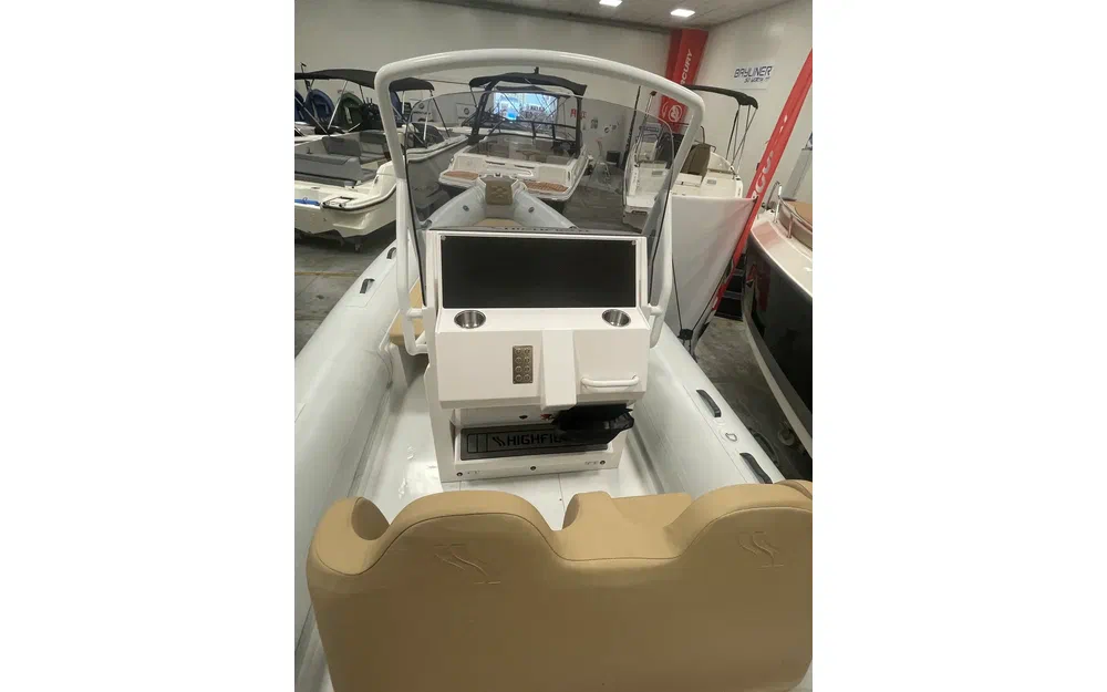 slider 1 Highfield SPORT 660