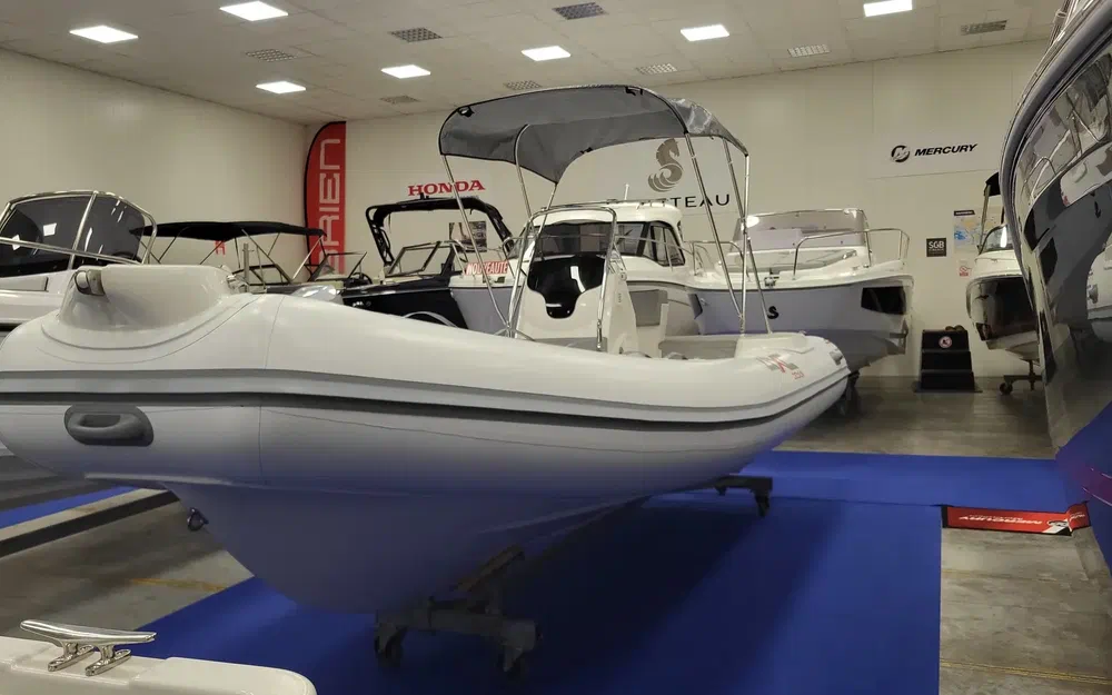 slider 0 Honda 4XC HA20