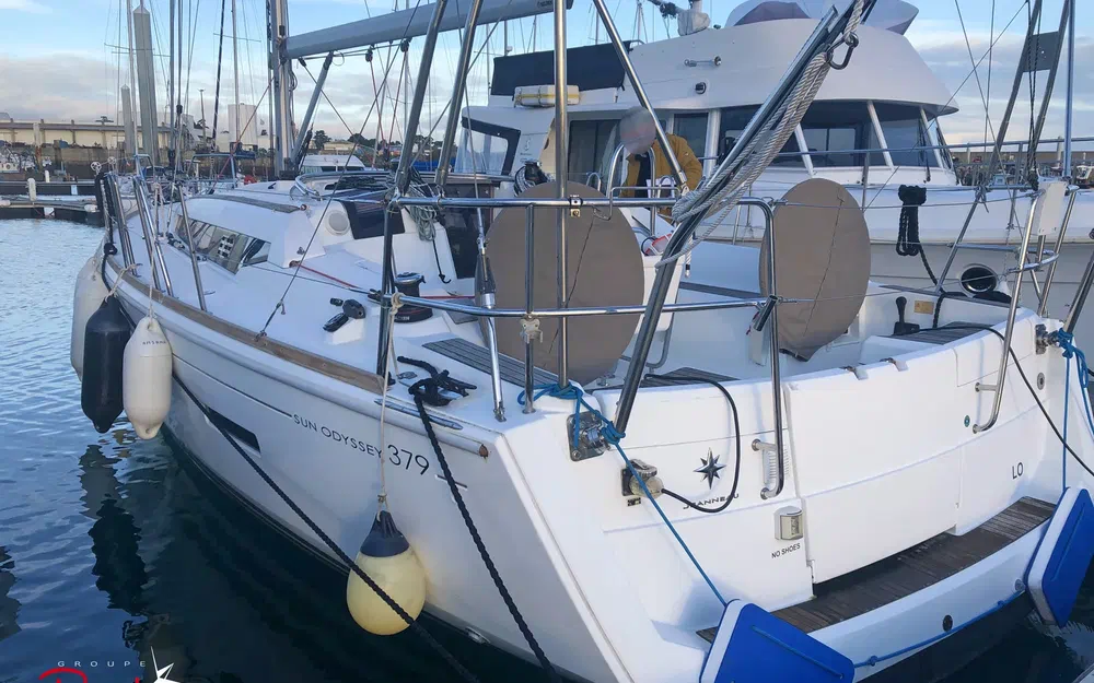 slider 3 Jeanneau Sun Odyssey 379 Dl