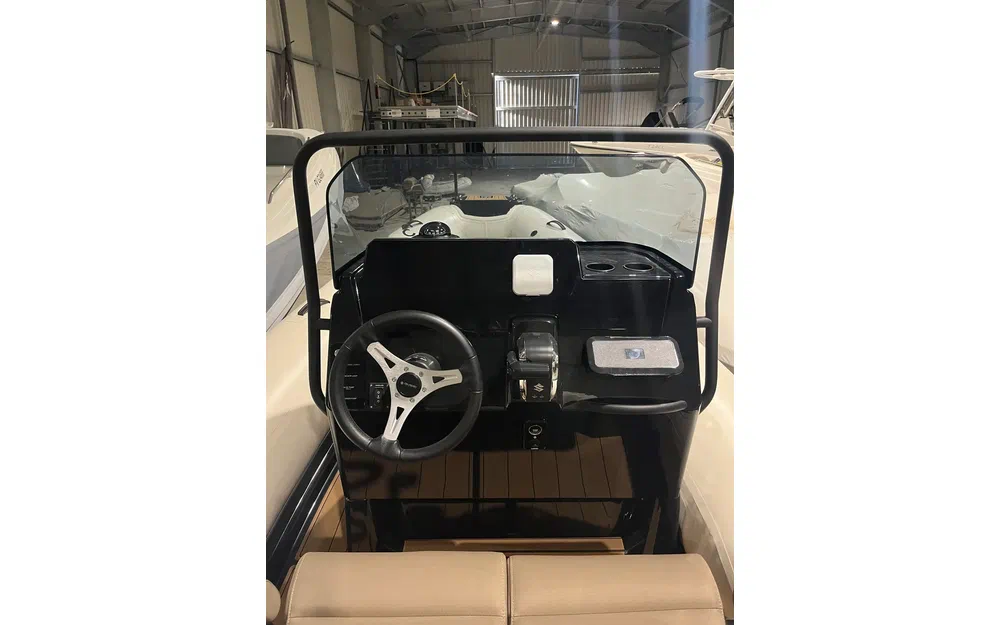 slider 2 Brig Eagle 6.7