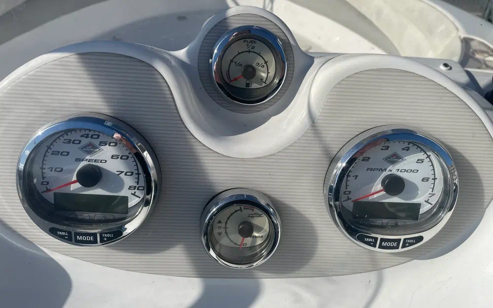 slider 10 Quicksilver 600 Commander