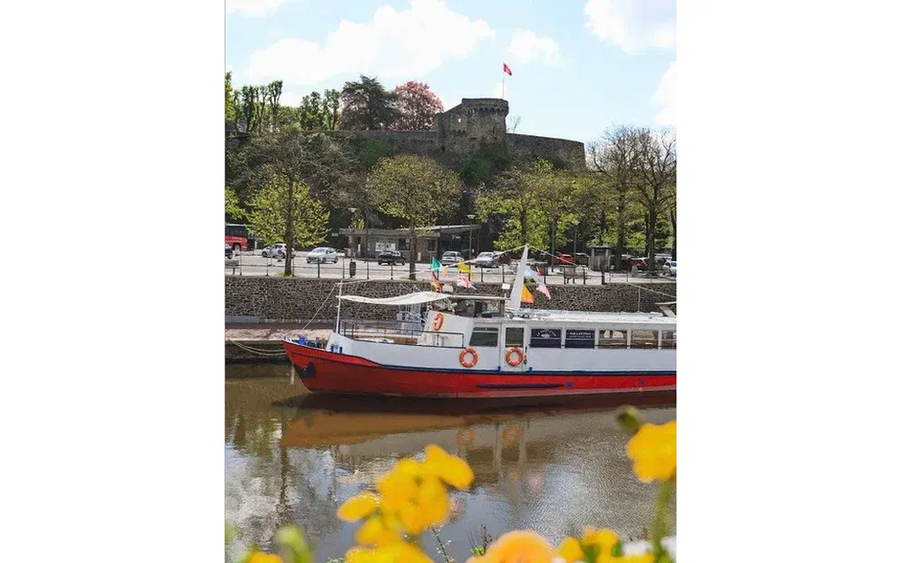 slider 0 Bateau Passagers 100 pax EF ERP Bar 2 terrasses