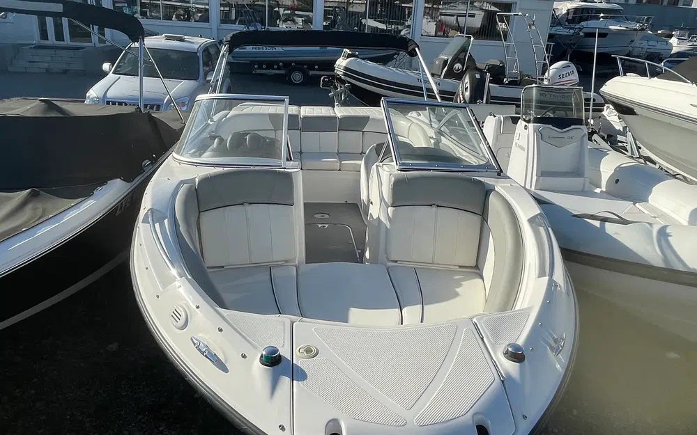 slider 0 Bayliner 235 BR