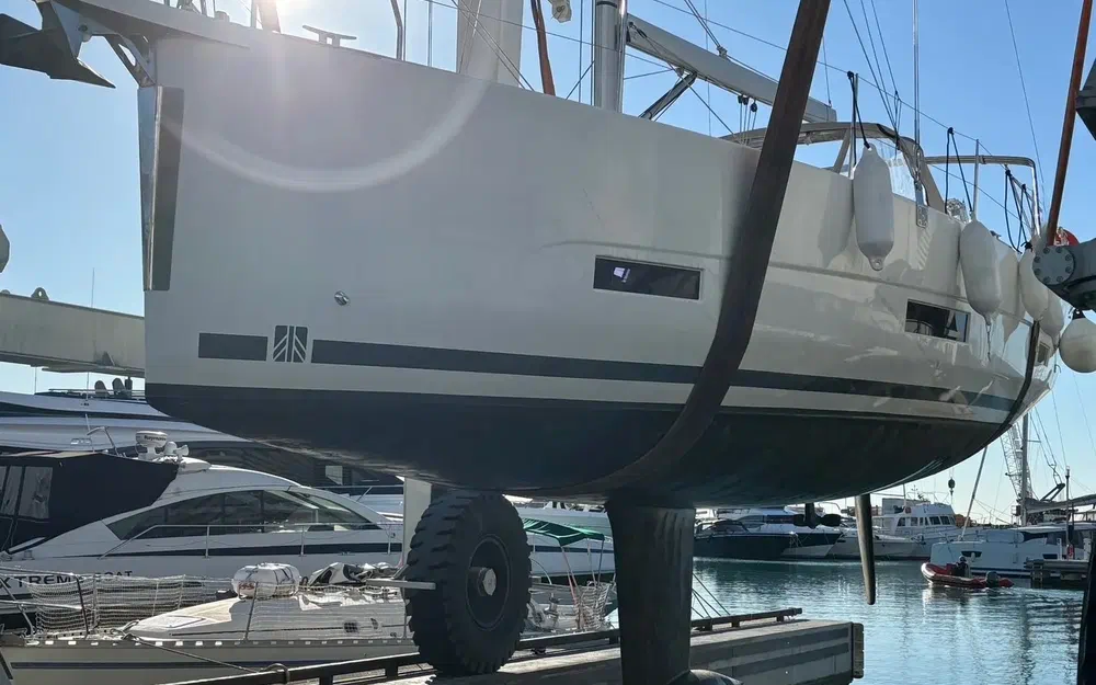 slider 0 Dufour 390 Grand Large