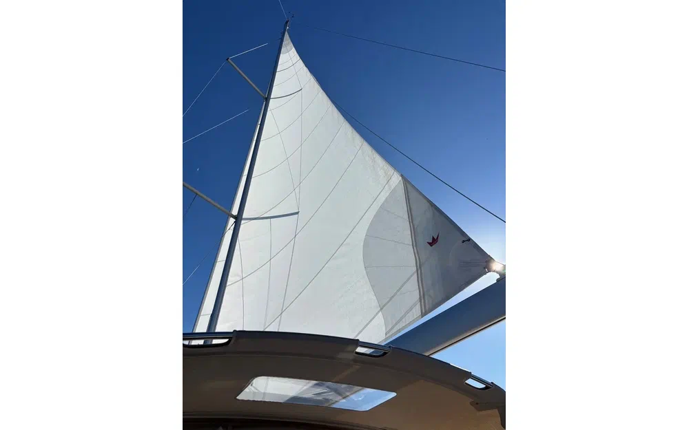 slider 6 Dufour 390 Grand Large