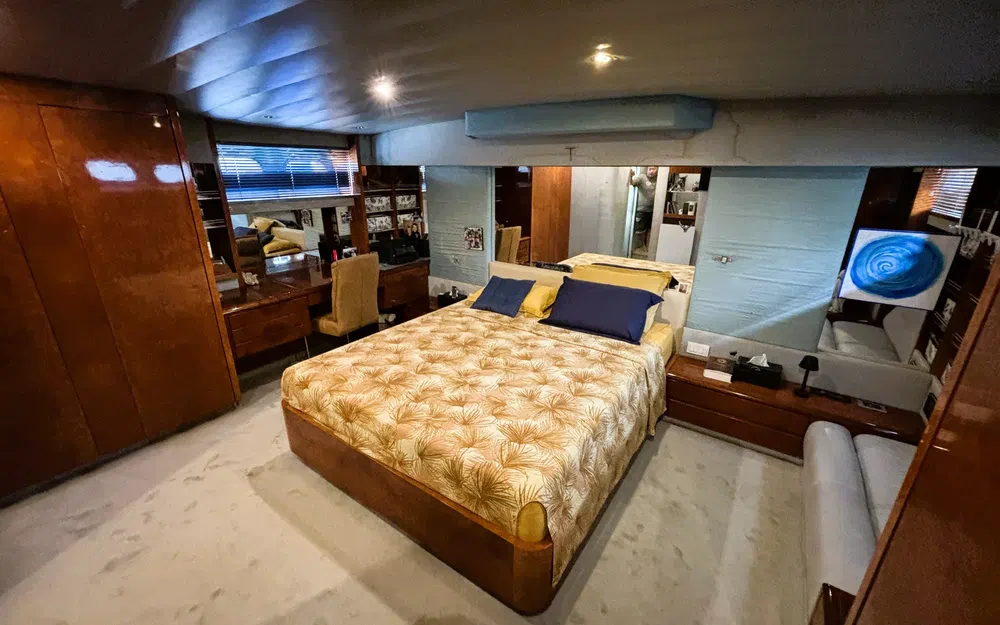 slider 23 Guy Couach 22 FLY