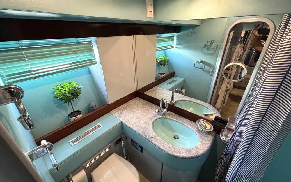 slider 28 Guy Couach 22 FLY