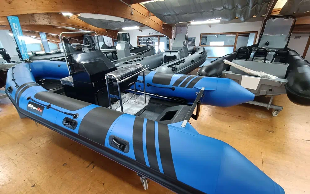 slider 1 Tarpon AD 55