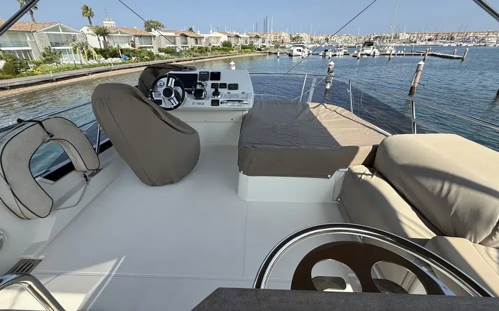 slider 14 Jeanneau Prestige 420 Fly