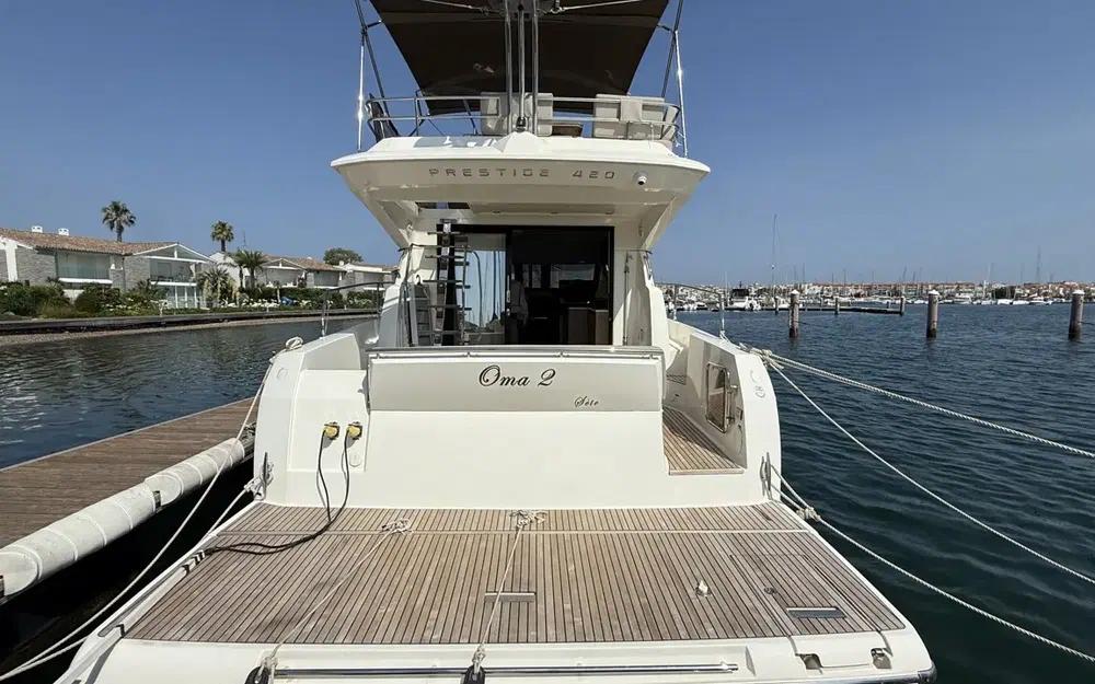 slider 2 Jeanneau Prestige 420 Fly