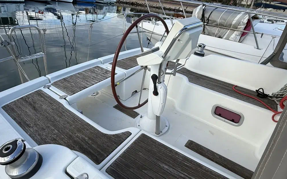 slider 10 Beneteau Oceanis 31