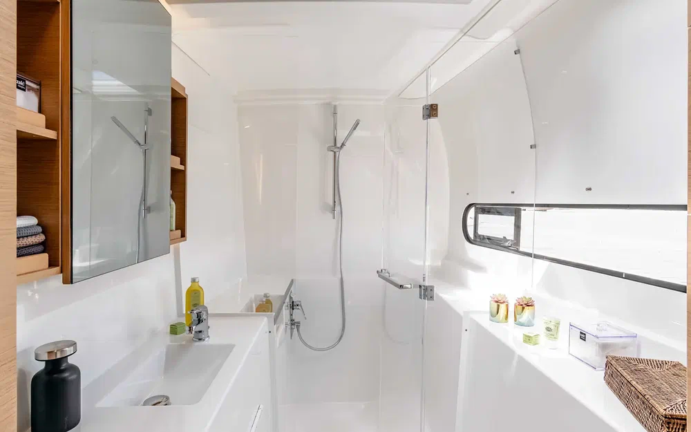 slider 7 Excess Catamarans Excess 11