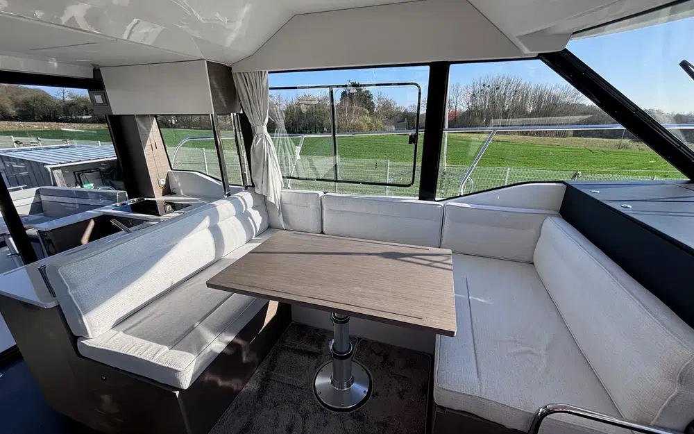 slider 17 Jeanneau Merry Fisher 1295 Fly