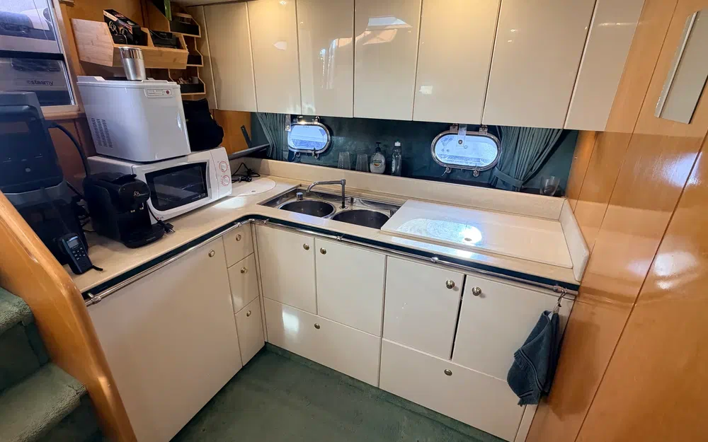 slider 18 Fairline Targa 41