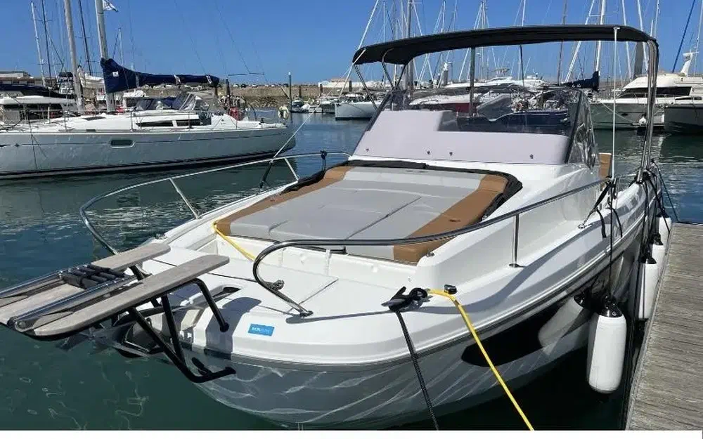 slider 0 Beneteau Flyer 9 Sundeck