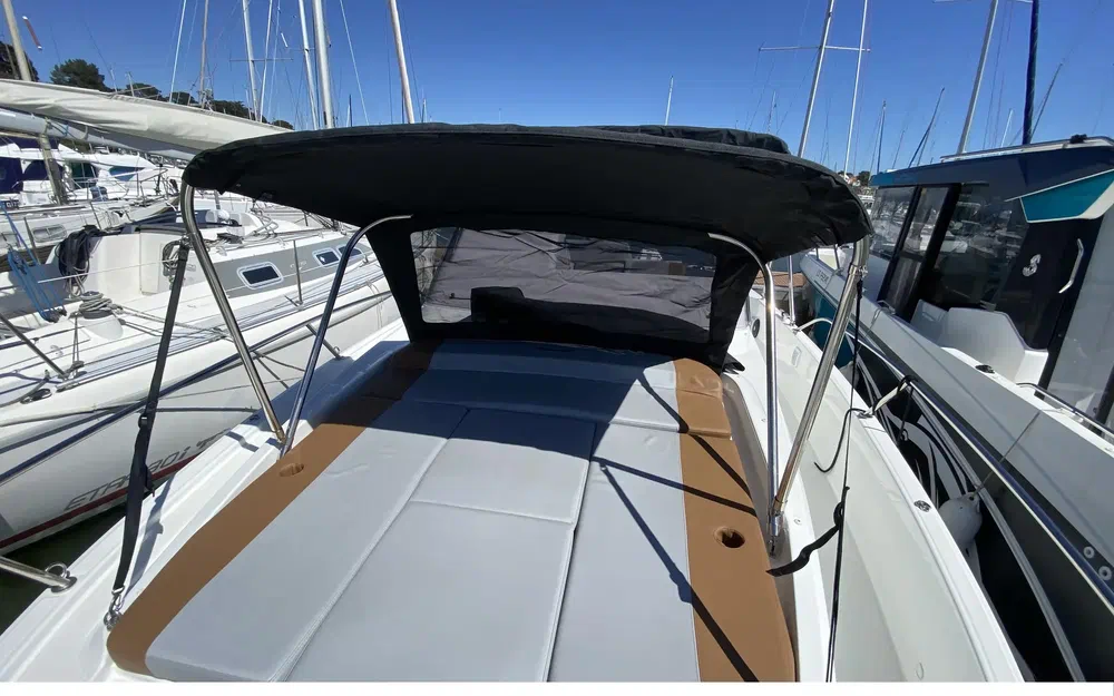 slider 9 Beneteau Flyer 9 Sundeck