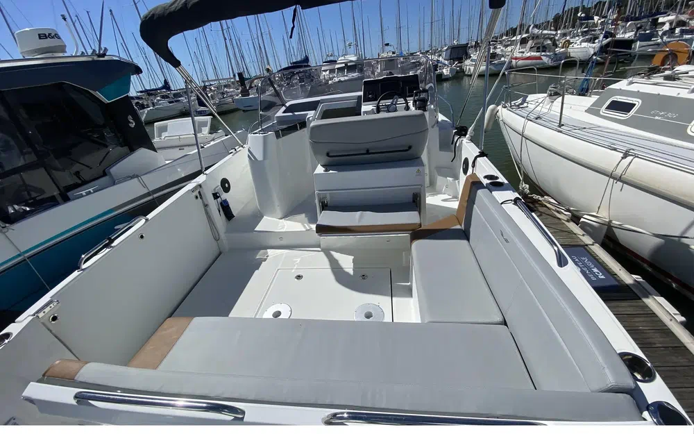 slider 2 Beneteau Flyer 9 Sundeck