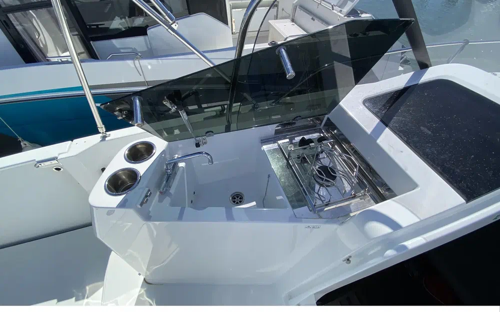 slider 7 Beneteau Flyer 9 Sundeck
