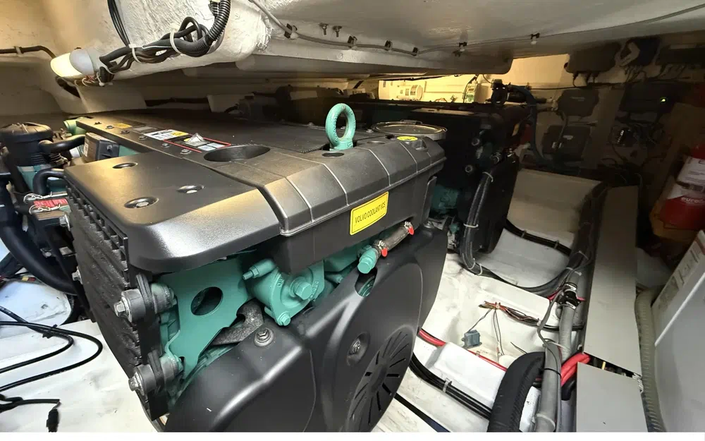 slider 11 Beneteau Flyer Gran Turismo 44