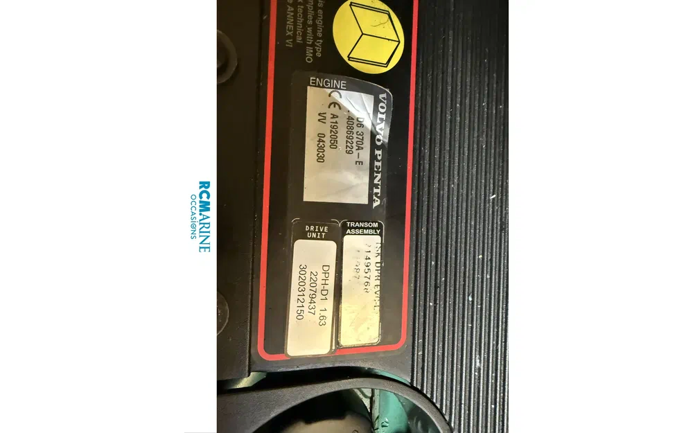 slider 14 Beneteau Flyer Gran Turismo 44