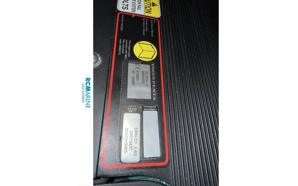 slider 15 Beneteau Flyer Gran Turismo 44