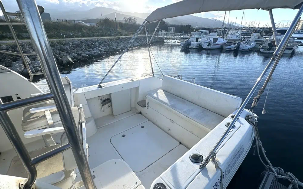 slider 10 Quicksilver 750 WA Commander