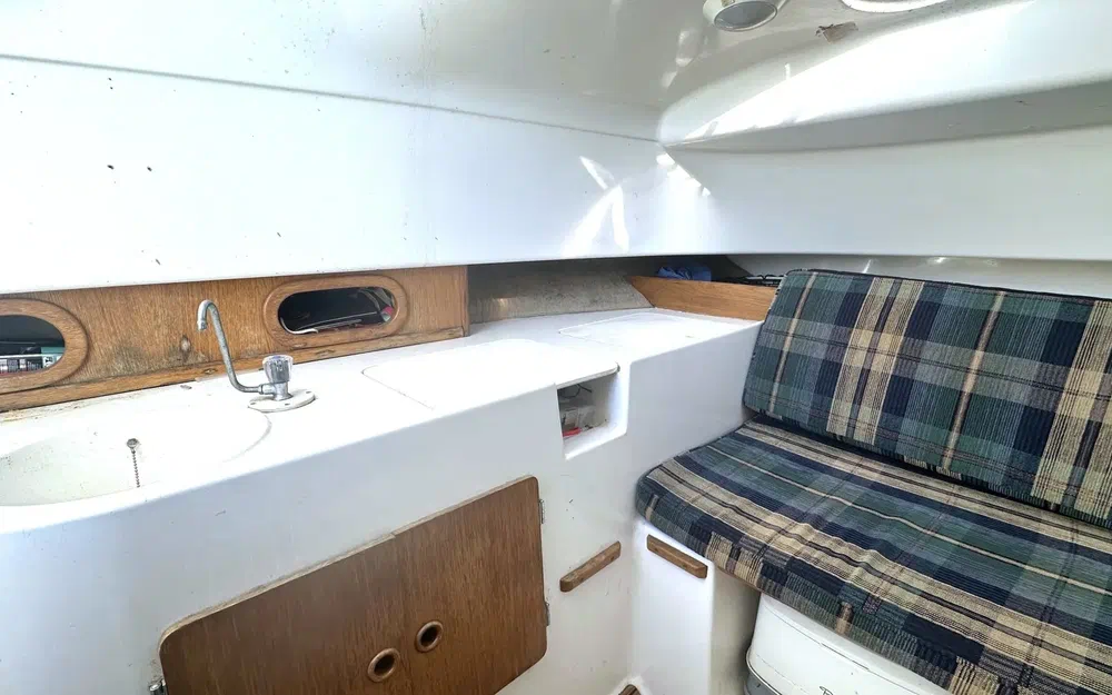 slider 18 Quicksilver 750 WA Commander