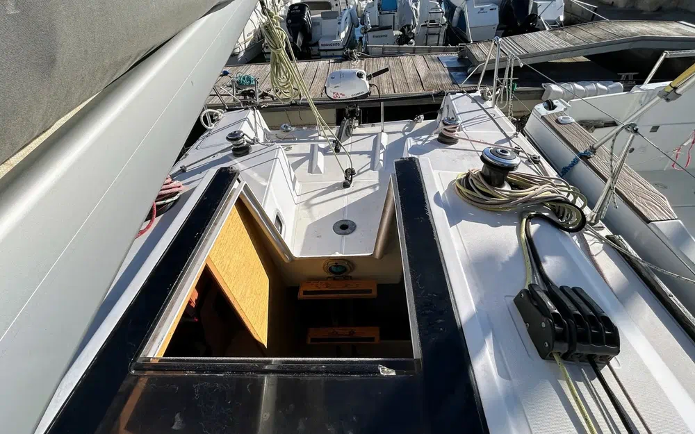 slider 5 Indigo Yacht KERKENA 7.60