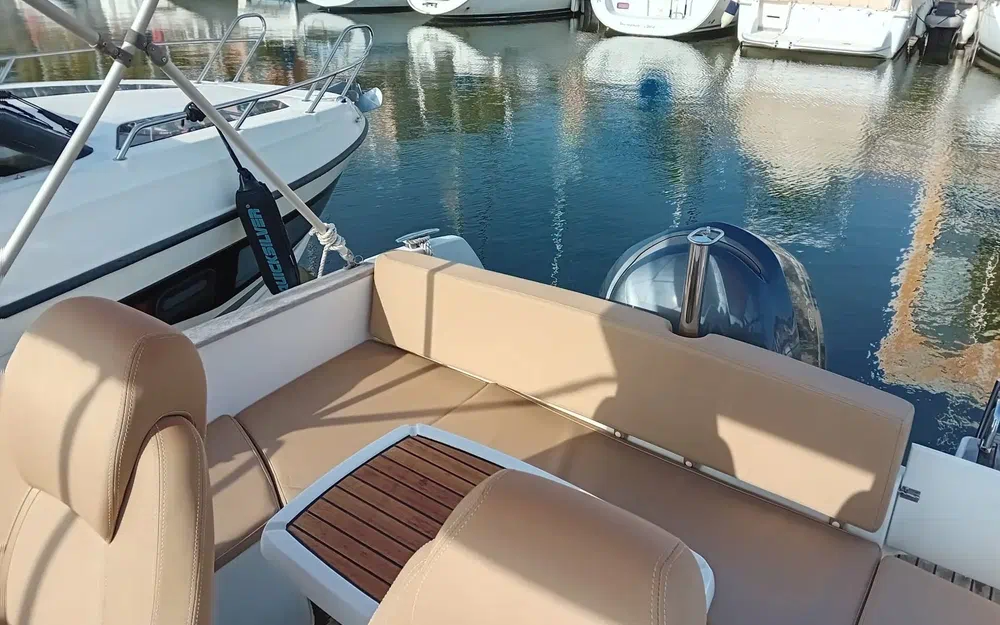 slider 15 Jeanneau Cap Camarat 7.5 WA