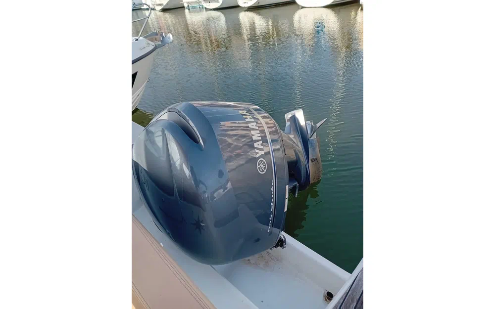 slider 8 Jeanneau Cap Camarat 7.5 WA