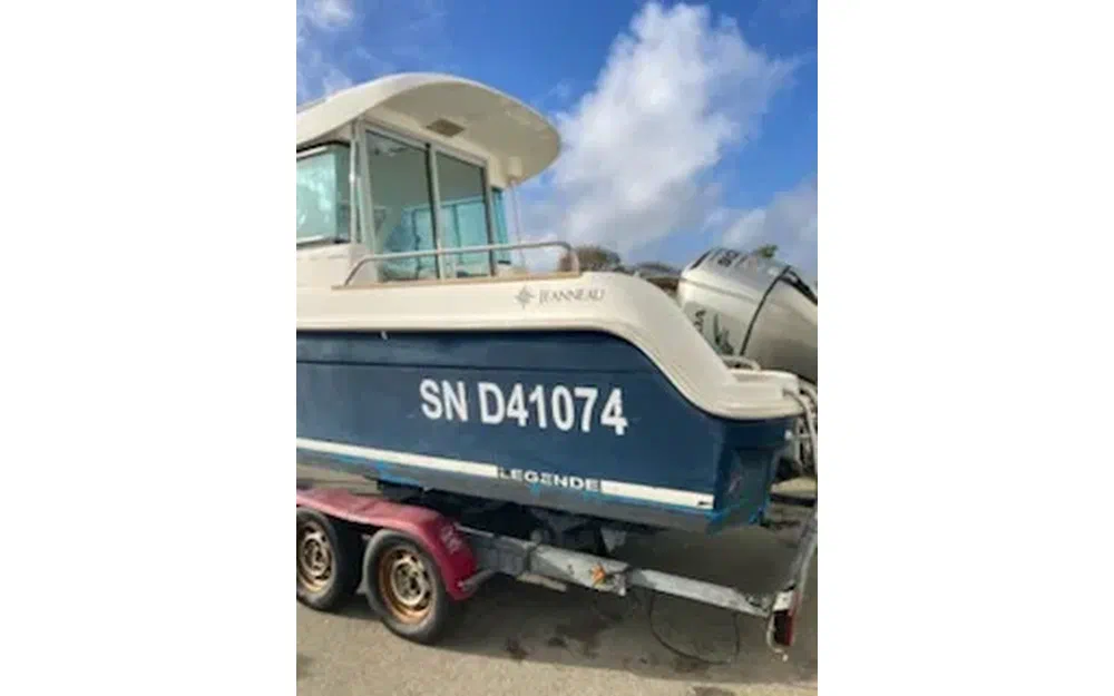 slider 1 Jeanneau Merry Fisher 625