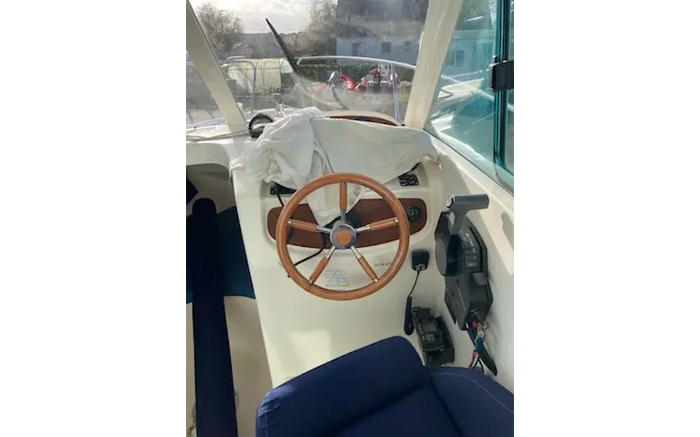 slider 33 Jeanneau Merry Fisher 625