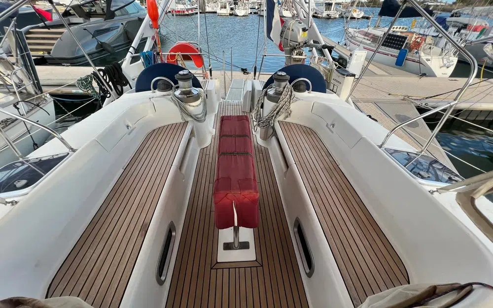 slider 9 Beneteau 50