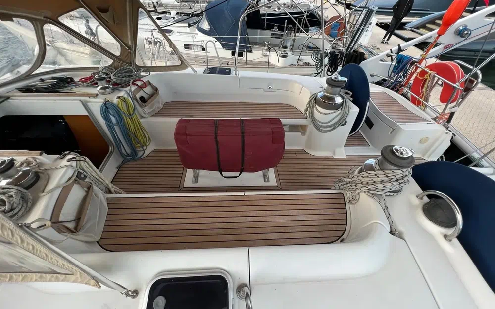 slider 11 Beneteau 50