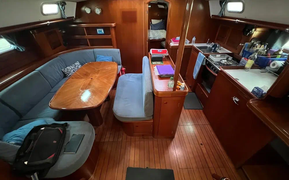 slider 18 Beneteau 50