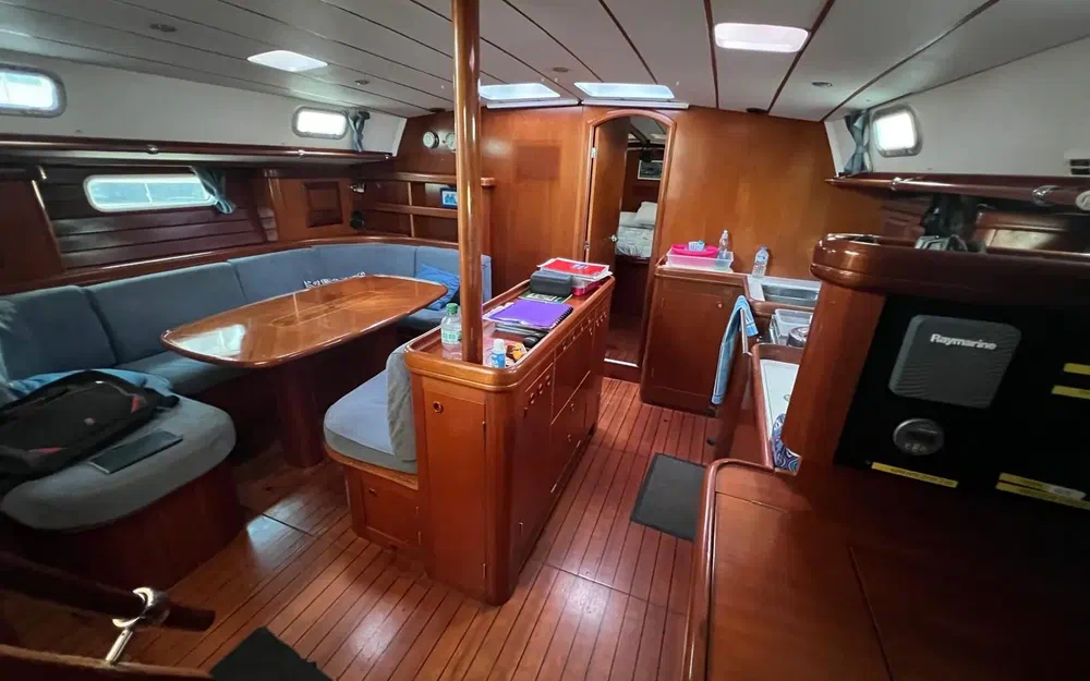 slider 19 Beneteau 50