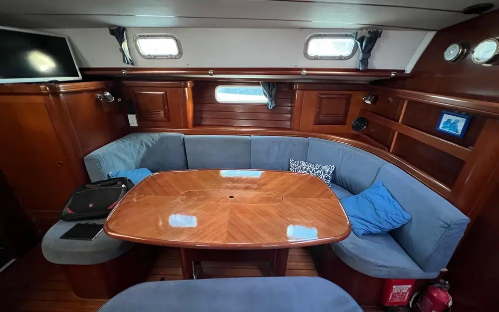 slider 22 Beneteau 50