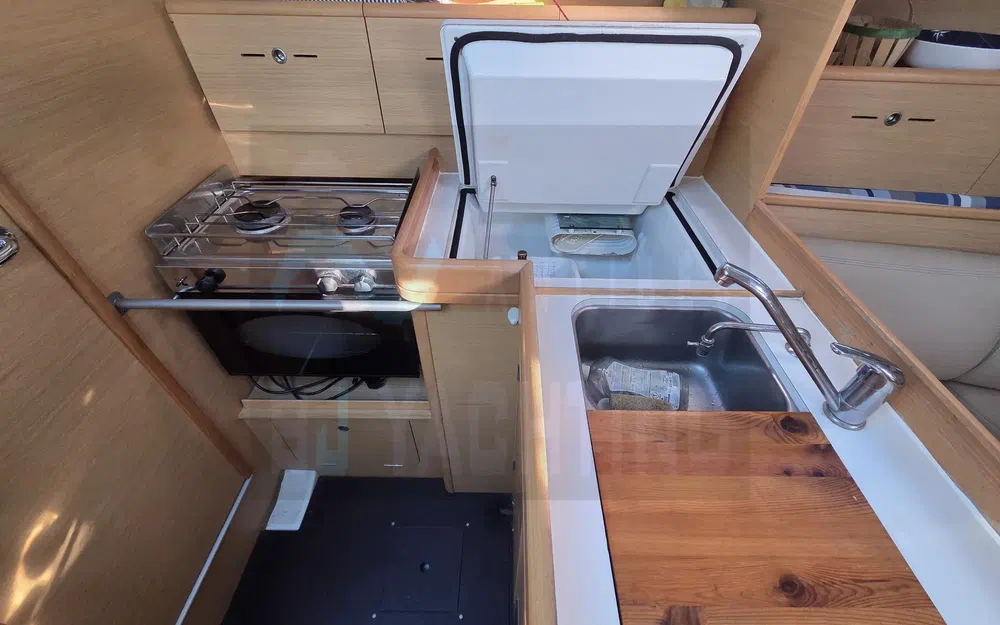 slider 20 Beneteau First 36.7