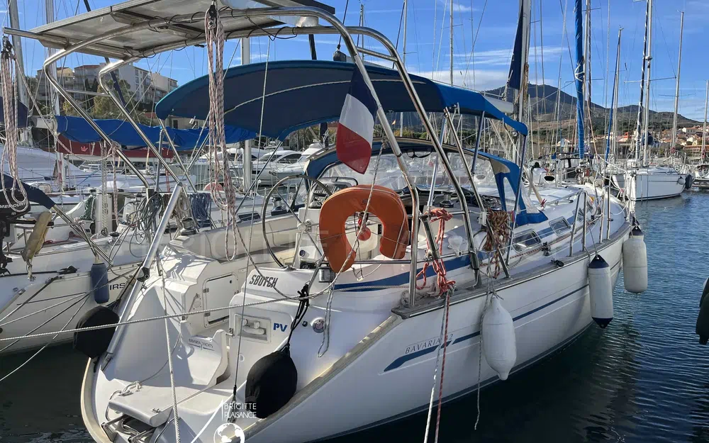 slider 1 Bavaria 42 cruiser