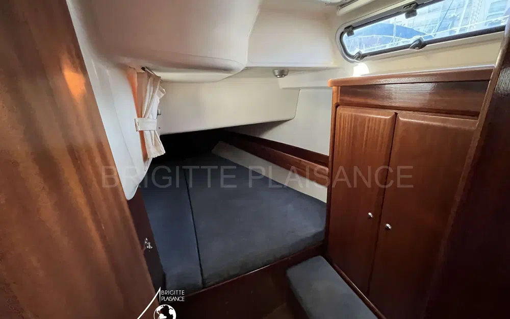 slider 8 Bavaria 42 cruiser