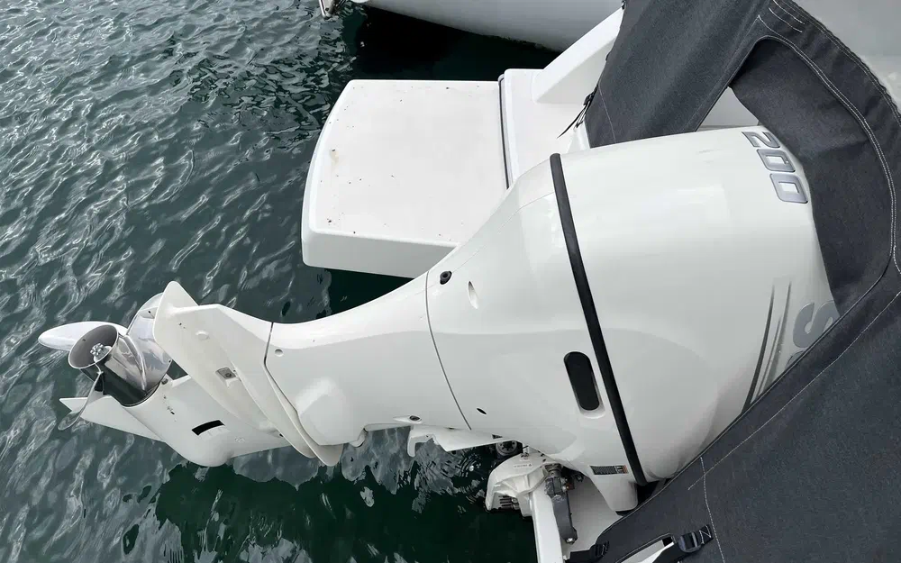 slider 15 Beneteau Antares 8 OB