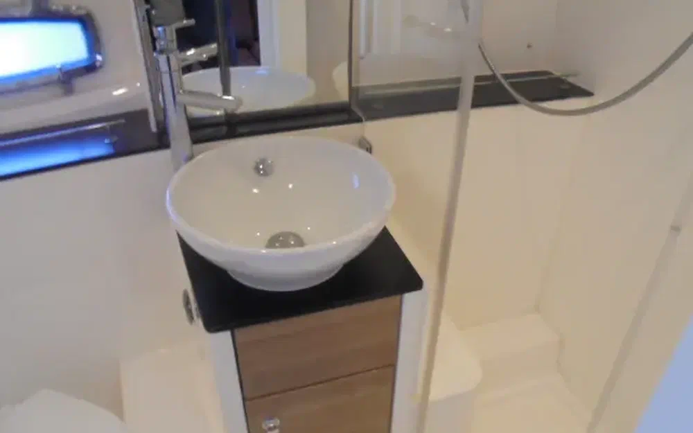 slider 17 Sealine SC 35