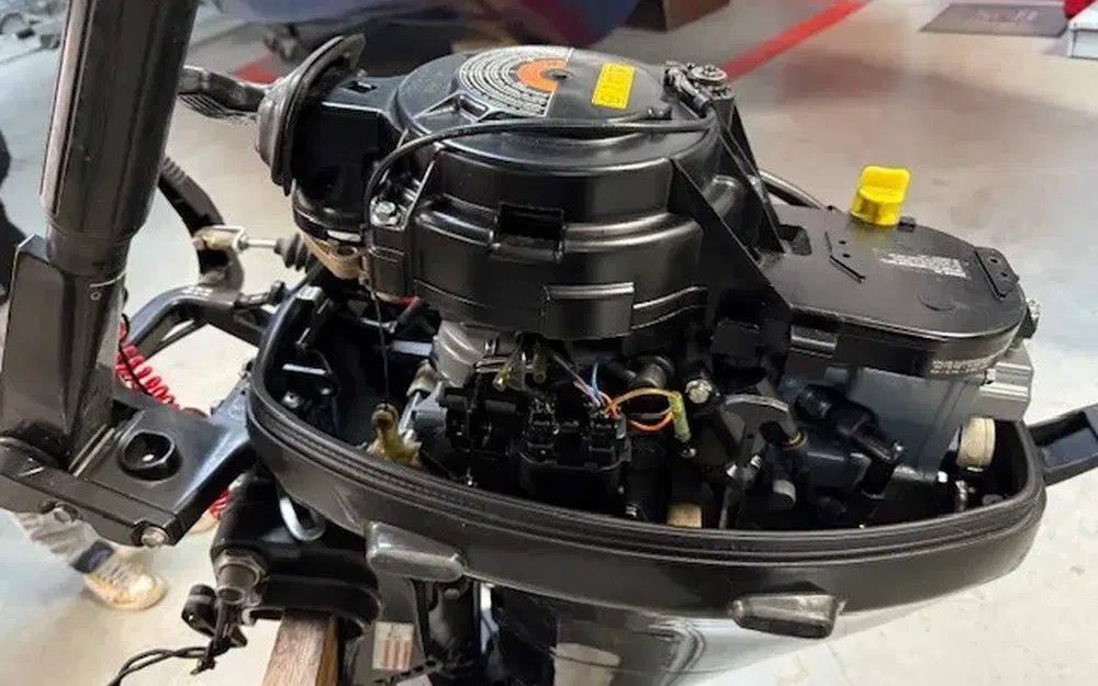 slider 3 MOTEUR SUZUKI DF15