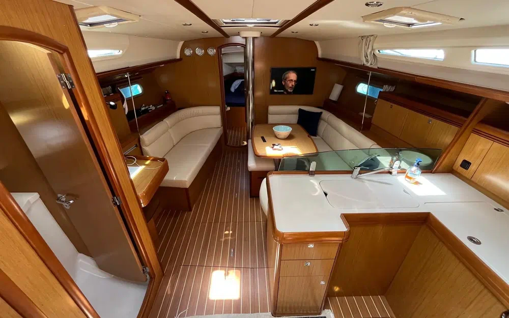 slider 10 Jeanneau Sun Odyssey 42 i