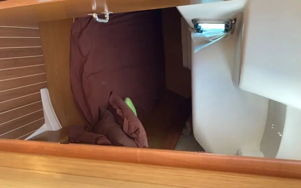 slider 12 Jeanneau Sun Odyssey 42 i