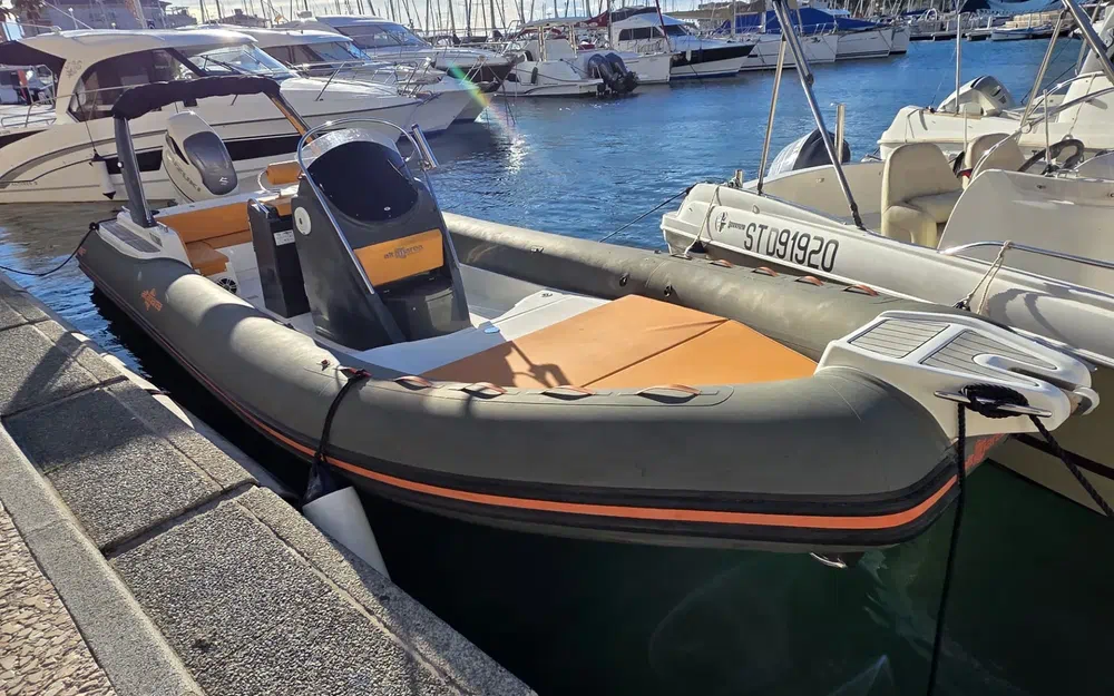 slider 8 Altamarea Wave 27