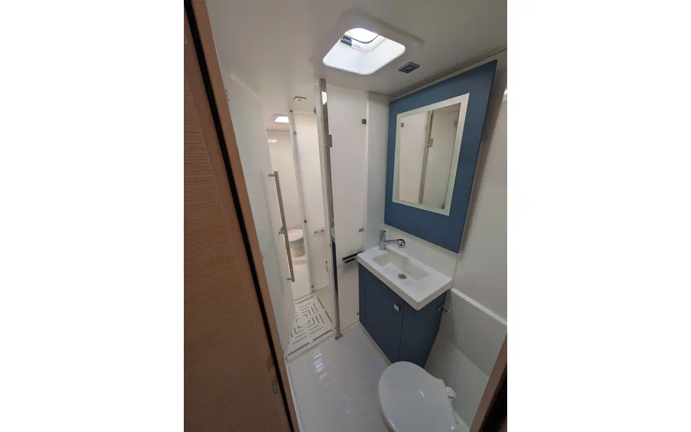 slider 77 Fountaine Pajot Astrea 42